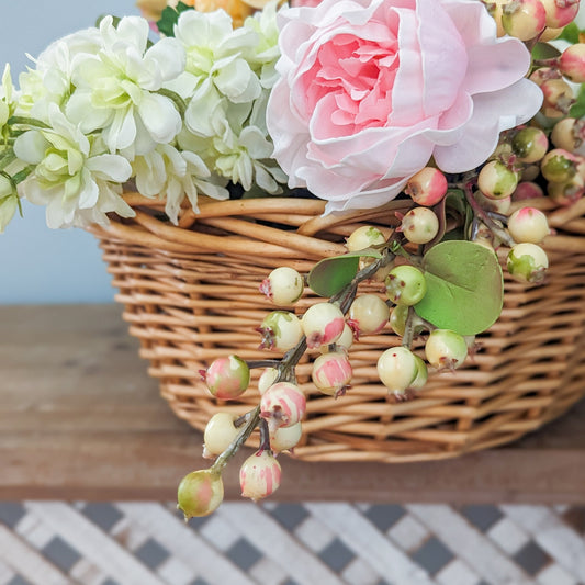 Spring Berry Pick