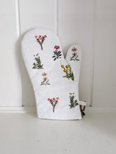 Load image into Gallery viewer, Floral Oven Mitt
