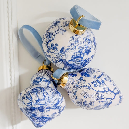 Handmade Blue & White Resin Ornament