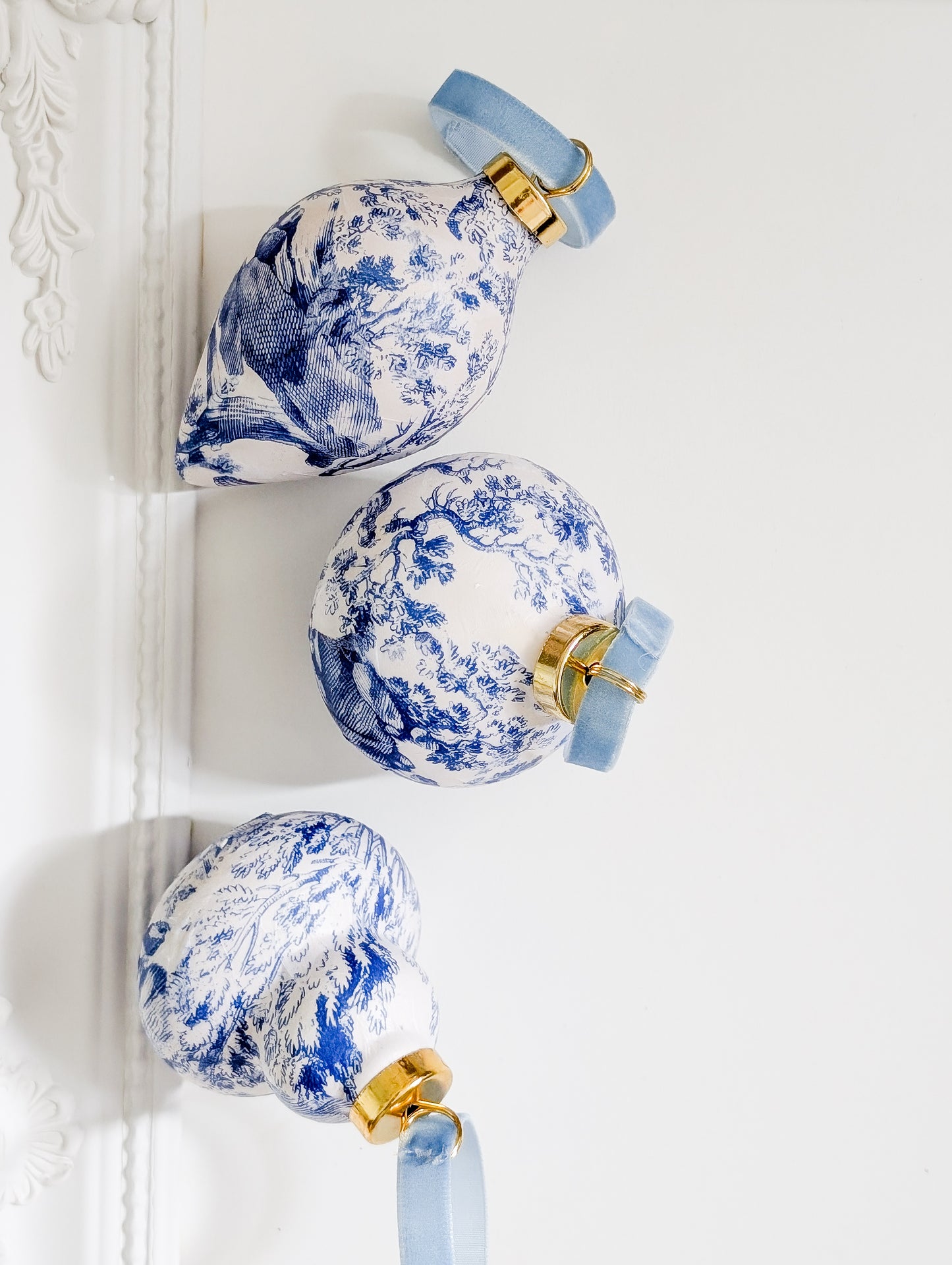 Handmade Blue & White Resin Ornament