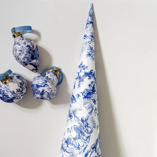 Blue & White Toile Tree