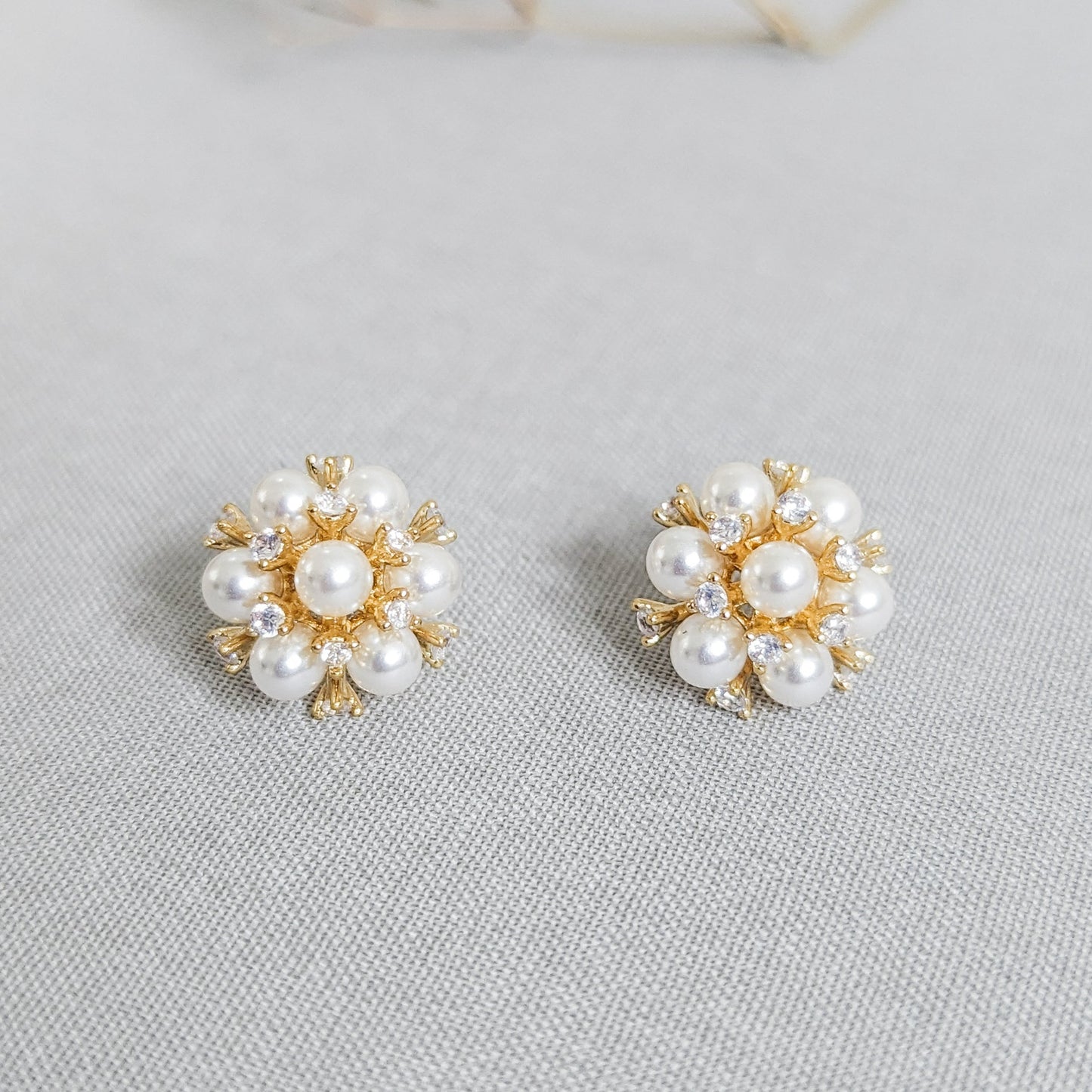 Faux Pearl & Diamond Earring