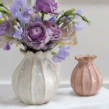 Load image into Gallery viewer, Petal Design Vase
