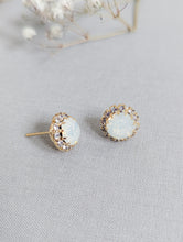 Load image into Gallery viewer, Faux White Diamond Earring
